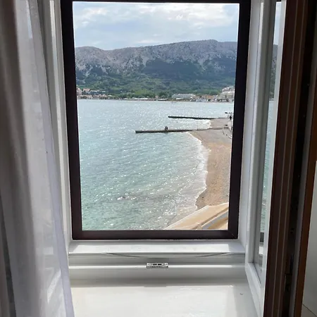Vali * Baška