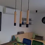 Apartment Vali *