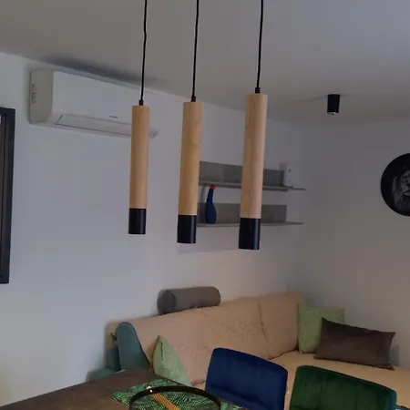Appartement Vali *